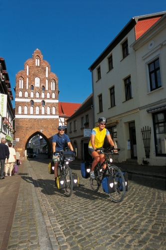 Das Malchiner Tor stammt aus dem 14. Jahrhundert.