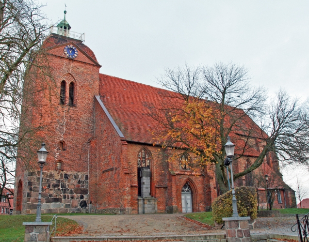 Die Kirche Schönberg.