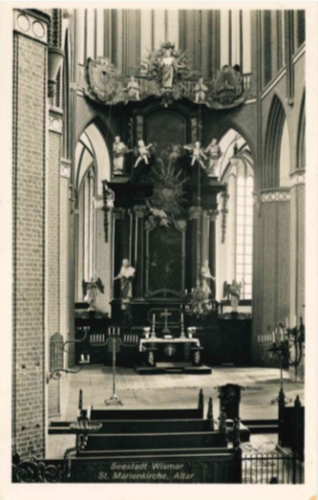 Der um 1430 von den Wismarer Kaufleuten gestiftete Krämeraltar befindet sich heute in der Nikolaikirche