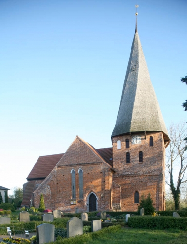 Ungewöhnlicher Turmhelm.