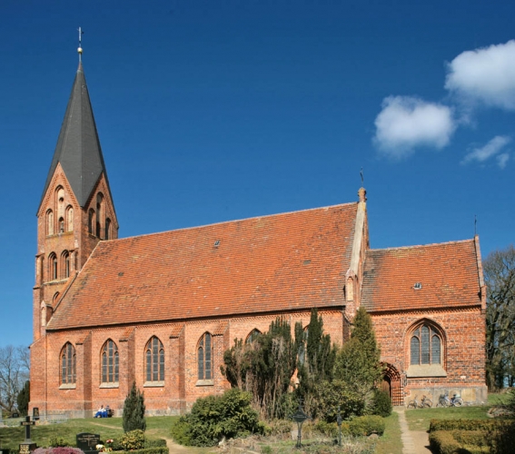 Blick auf die Kirche