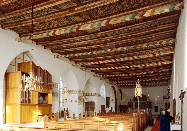 Blick ins Innere der Heiligen Geist Kirche.