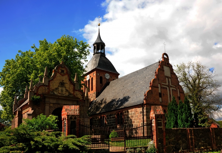 Die Bristower Kirche