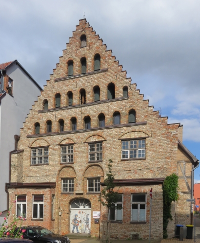 Die Lagerstraße 26 ist eines der ältesten Gebäude der Stadt. Foto: Hansestadt Rostock