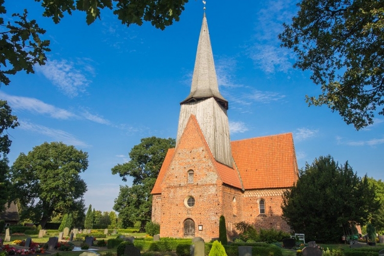 Vietlübbes Kirche zählt zu den ältesten in Mecklenburg.